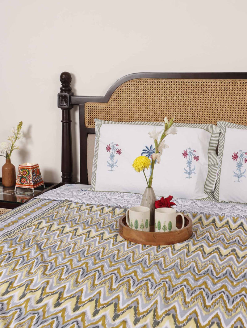 local-kala-double-bed-reversible-mul-dohar-d04