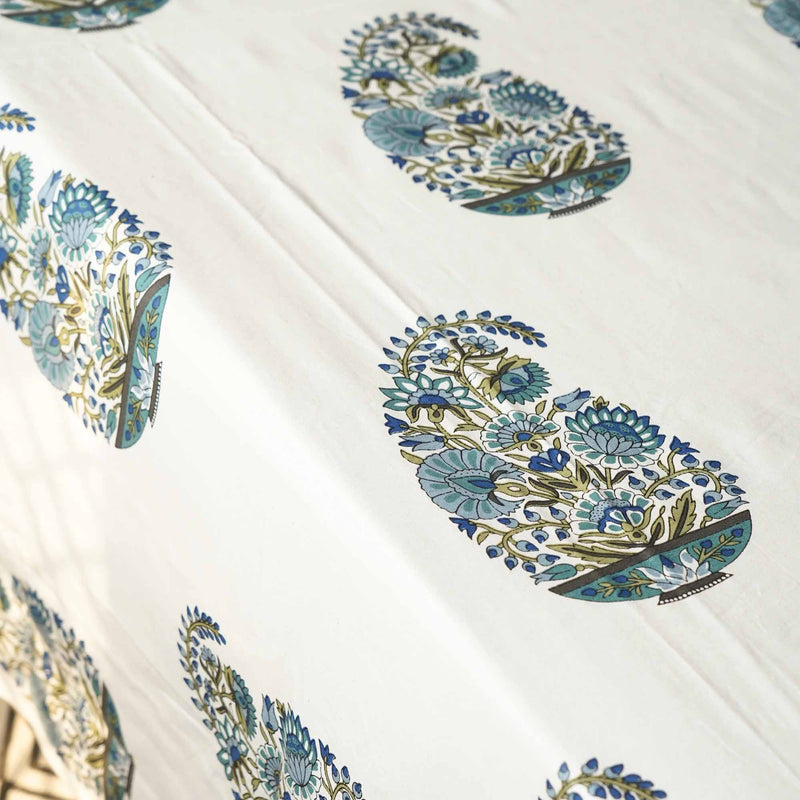 local-kala-neeli-kali-flat-fitted-bedsheet-108x108-inches