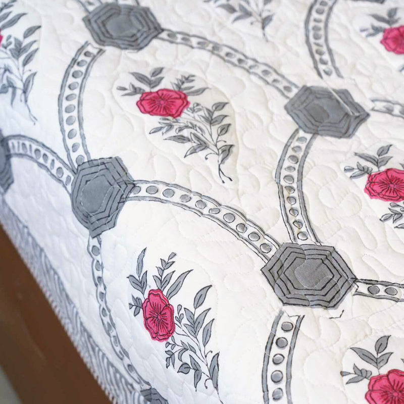 local-kala-grey-arches-quilted-and-reversible-handblock-bedcover-i-comforter