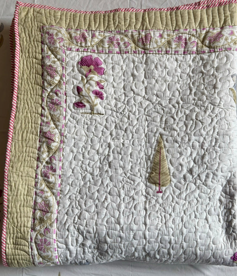 aenak-dusty-mulberry-handblock-reversible-quilted-bedcover-set