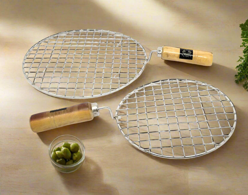 Stainless Steel Round Grill Roaster with Wooden Handle – Kitchen Utensil