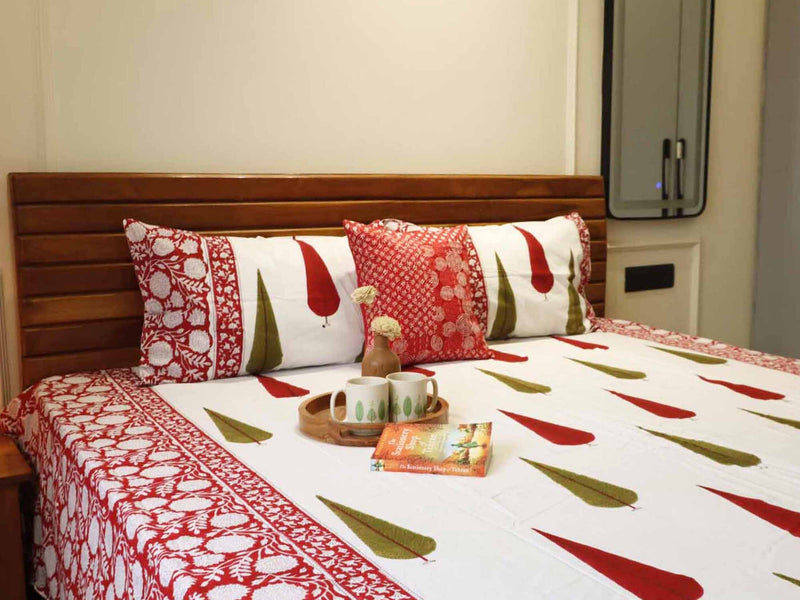 local-kala-red-pine-hand-block-bedsheet-108x108-inches