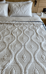 aenak-green-ashoka-handblock-printed-reversible-quilted-bedcover-copy