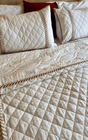 aenak-white-embossed-diamond-quilted-bedcover-set-with-brown-lace