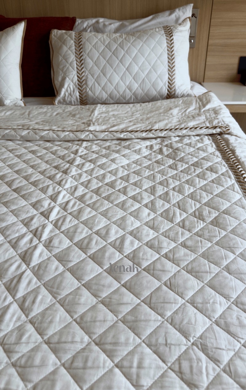 aenak-white-embossed-diamond-quilted-bedcover-set-with-brown-lace