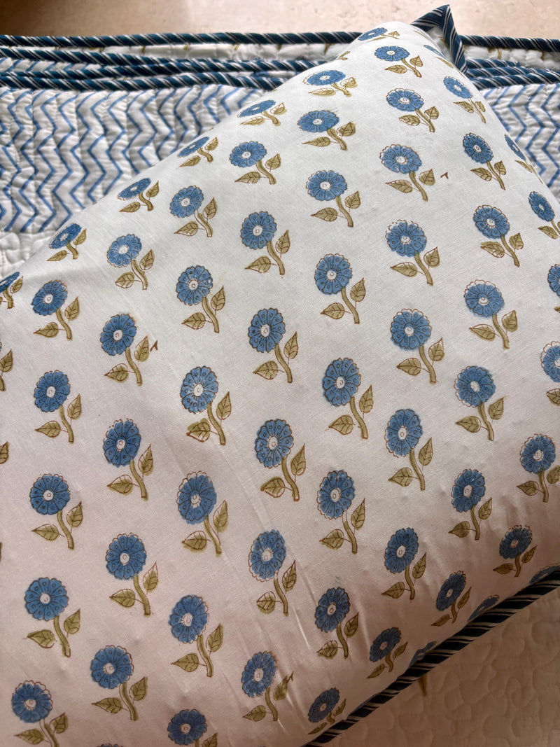 aenak-pink-blue-cypress-boota-handblock-reversible-quilted-cotton-bedcover-set-105x108