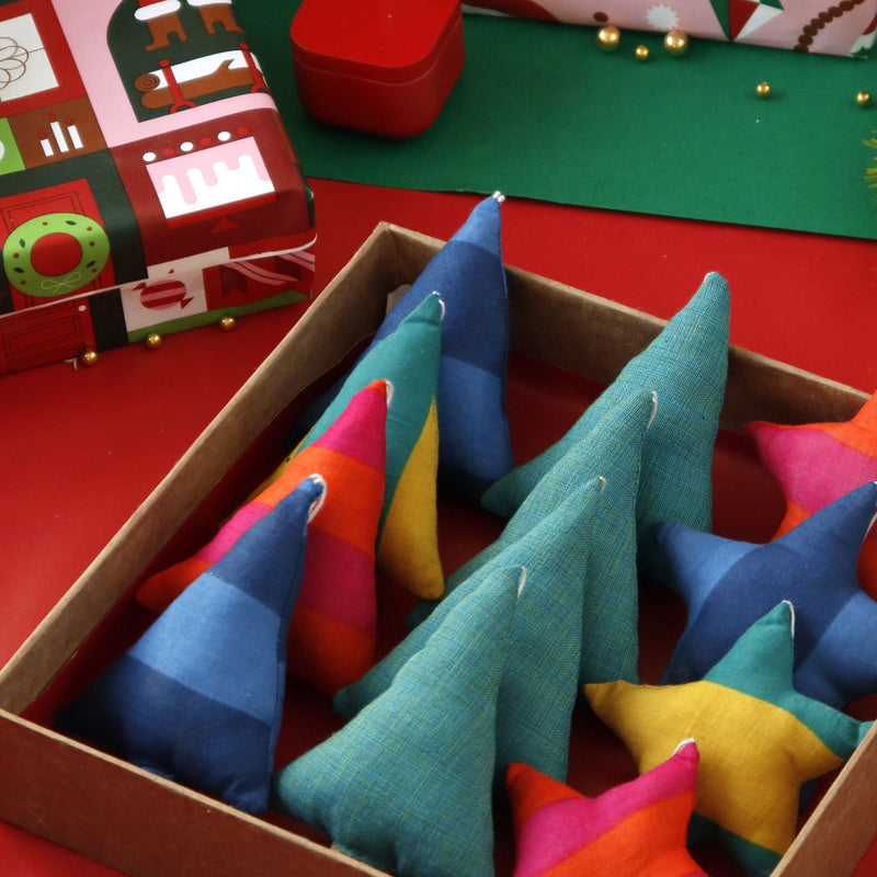 ekatrahandmade-christmas-decor-box