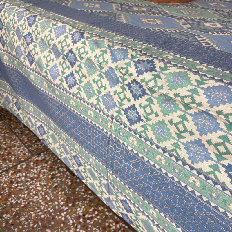 local-kala-b-03-flat-i-fitted-bedsheet-108x108-inches-1