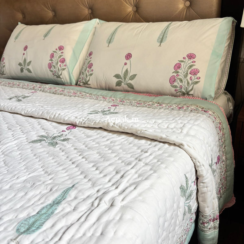 aenak-light-purple-floral-handblock-bedsheet-quilt-combo-set