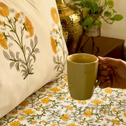 aenak-yellow-marigold-handblock-bedsheet-quilt-combo-set