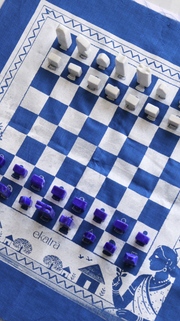 ekatrahandmade-blue-pottery-chess-set