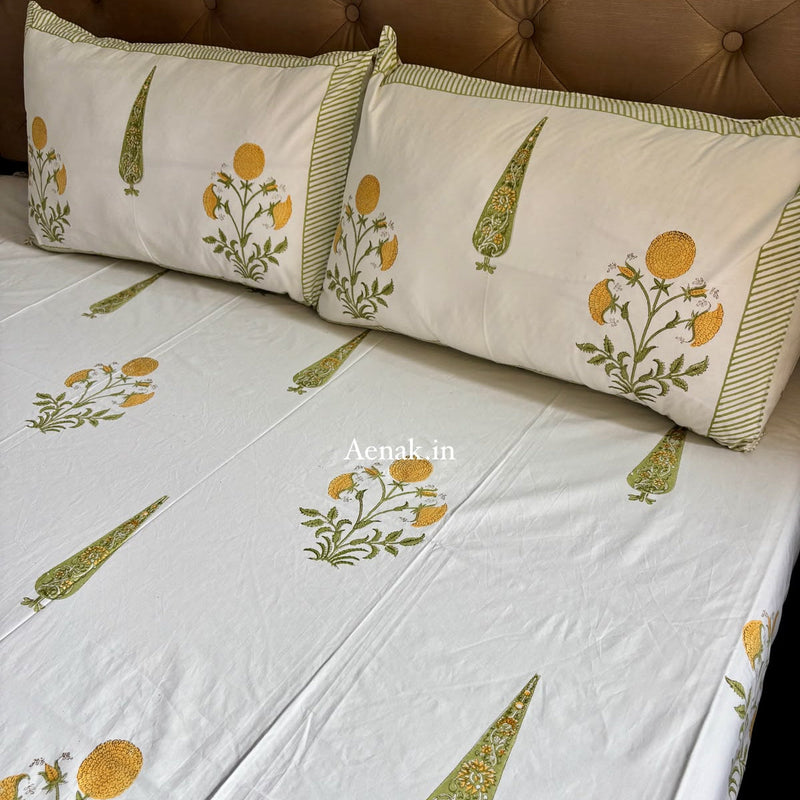 aenak-yellow-dahlia-handblock-bedsheet-quilt-combo-set