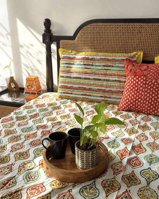 local-kala-b6-flat-i-fitted-bedsheet-108x108-inches-copy