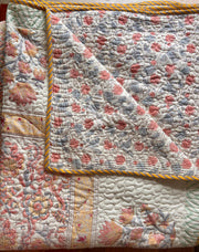 aenak-peach-floral-jaal-handblock-printed-reversible-quilted-bedcover-set