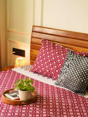 local-kala-bageecha-red-flat-i-fitted-bedsheet-108x108-inches