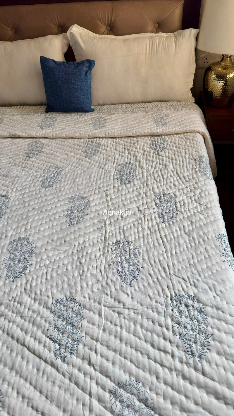 aenak-the-nakshi-handblock-reversible-mulmul-cotton-quilt