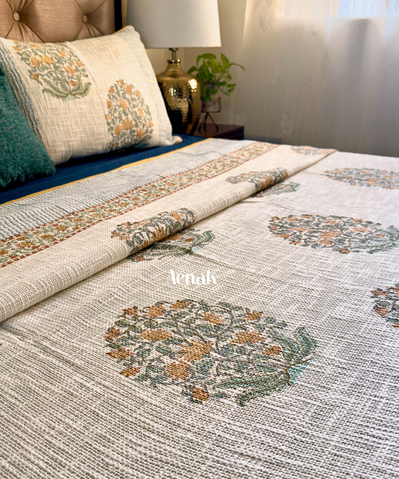 aenak-hanblock-printed-jute-cotton-double-bed-bedcover-copy-5