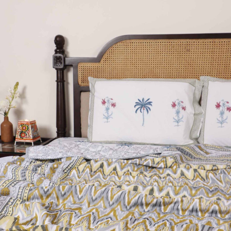 local-kala-double-bed-reversible-mul-dohar-d04