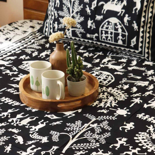 local-kala-black-and-white-village-flat-i-fitted-bedsheet-90x108-inches