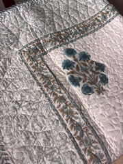 aenak-royal-indigo-buta-handblock-printed-reversible-quilted-cotton-bedcover-set-105x108