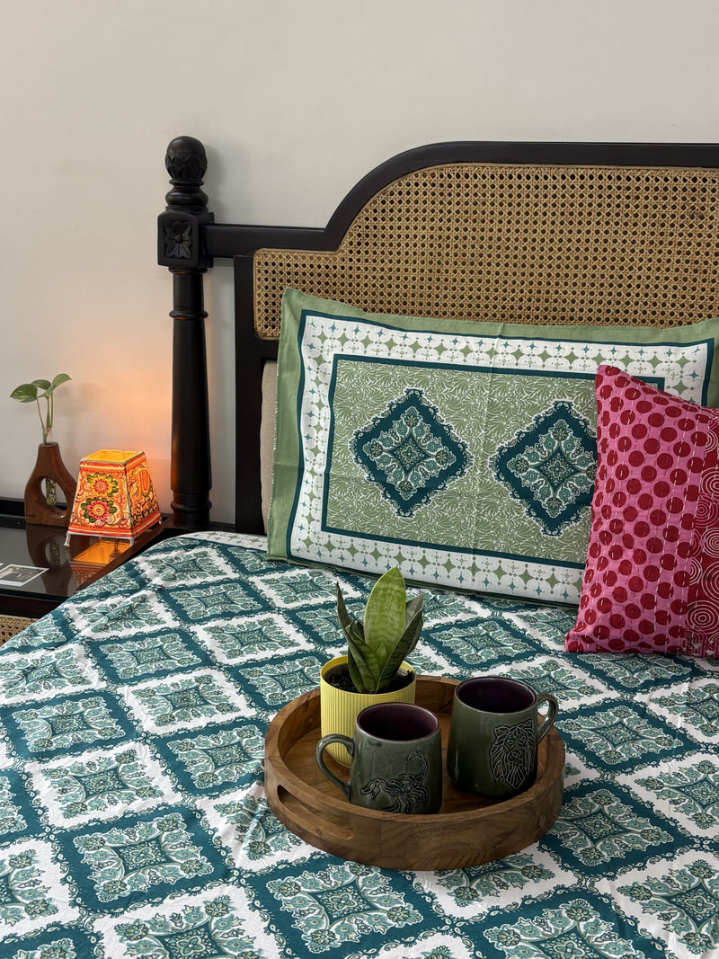 local-kala-b-05-flat-i-fitted-bedsheet-108x108-inches