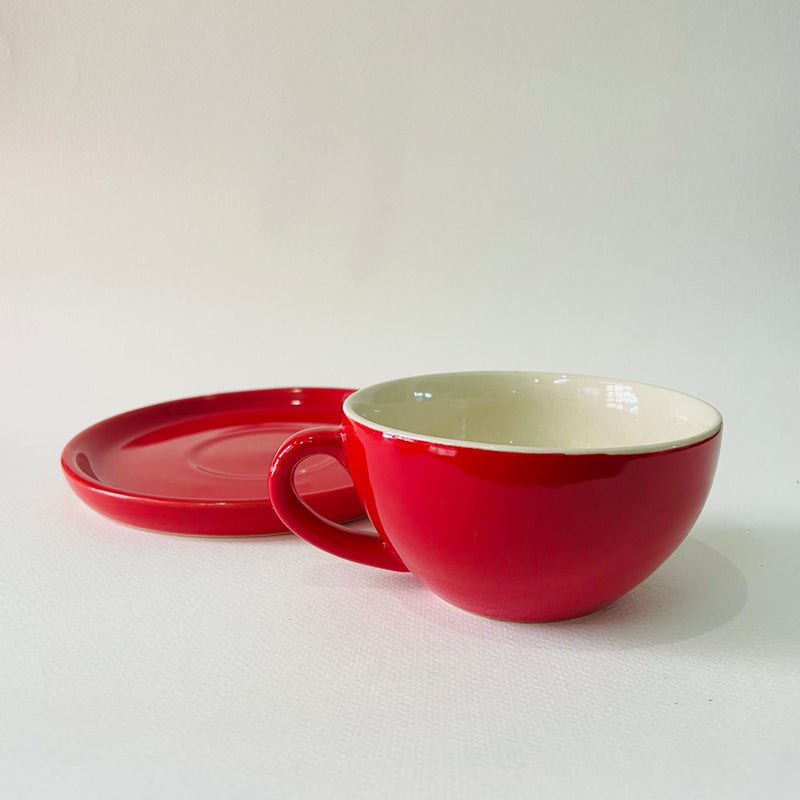 ceramic-kitchen-scarlet-sip-latte-cups-saucers