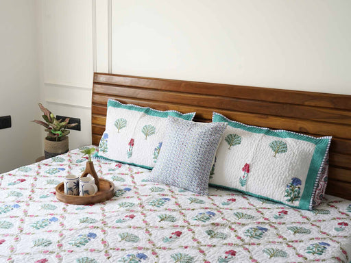 local-kala-bela-quilted-and-reversible-hand-block-bedcover