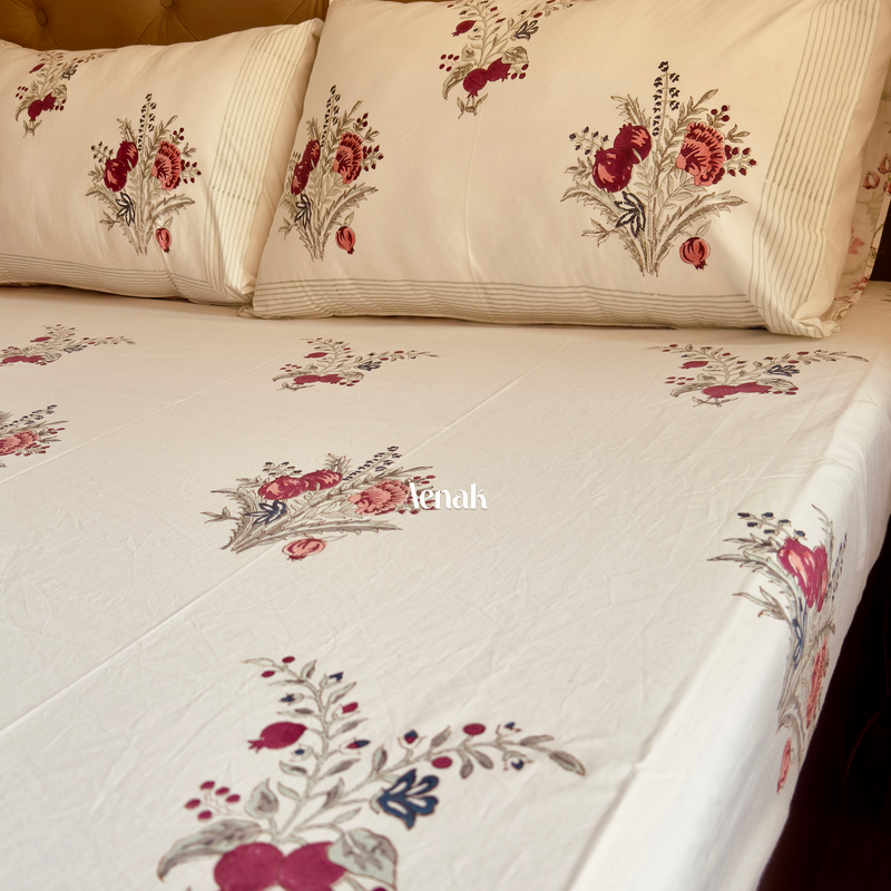 aenak-burgundy-anaar-handblock-bedsheet-dohar-combo-set-beige-base