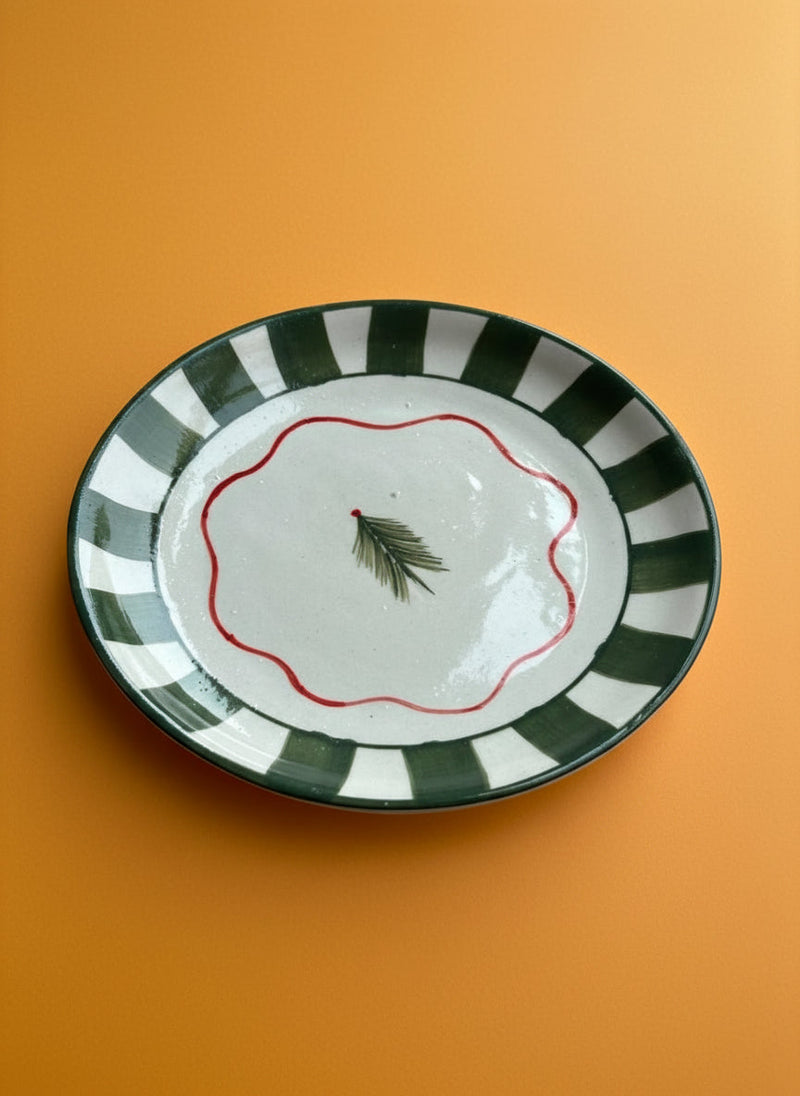 Nurture India Christmas Tree Green Ceramic Plate Sets 7-Inch