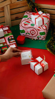 ekatrahandmade-the-december-box