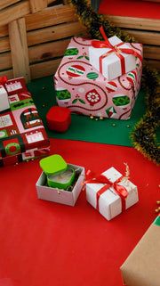 ekatrahandmade-the-santa-surprise-box