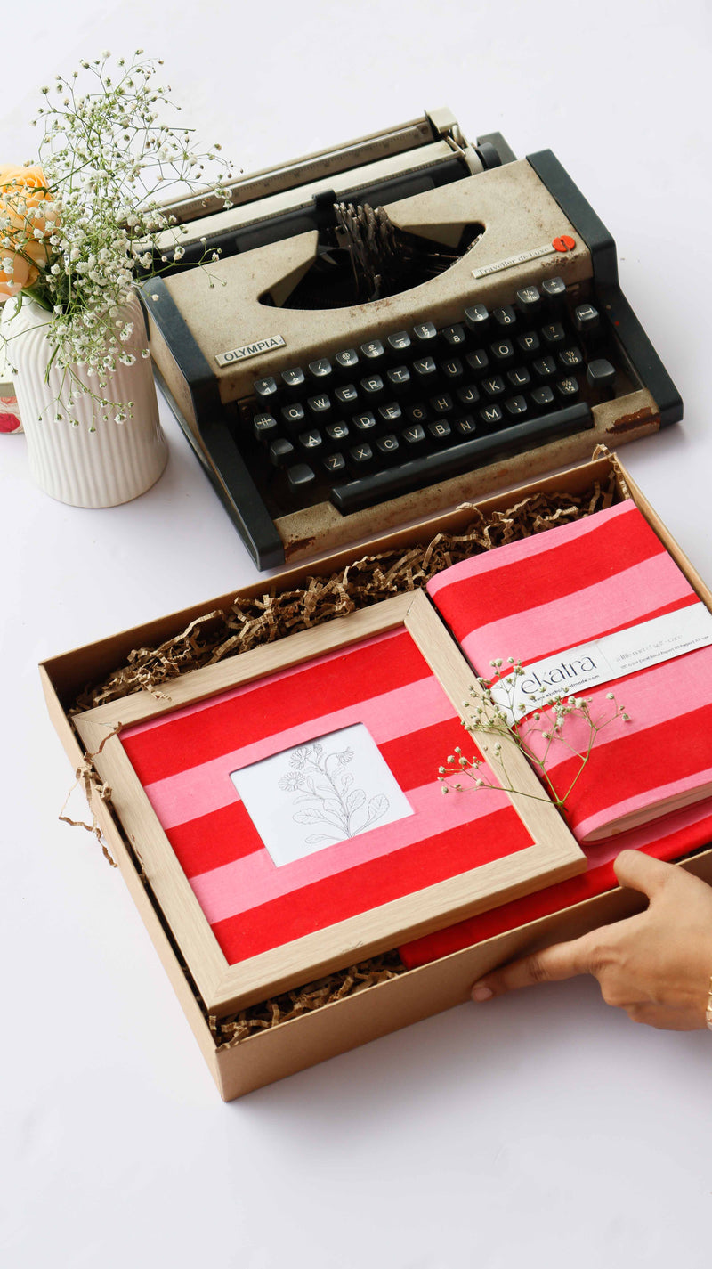 ekatrahandmade-the-rosy-box