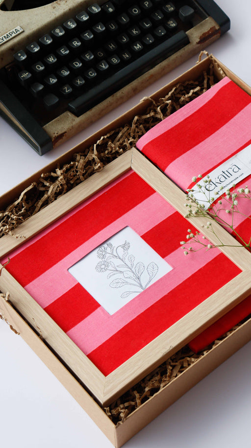ekatrahandmade-the-rosy-box