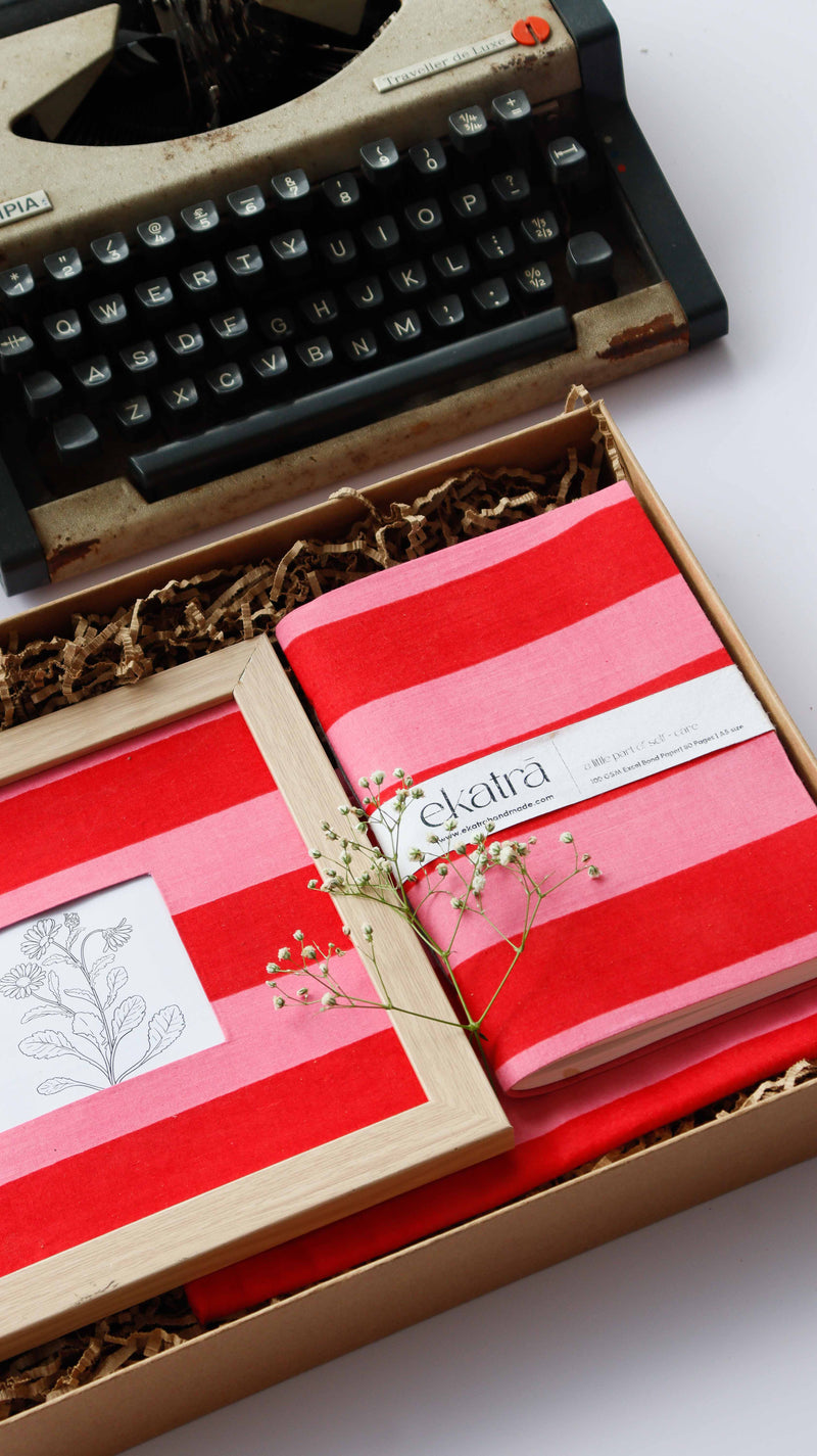 ekatrahandmade-the-rosy-box