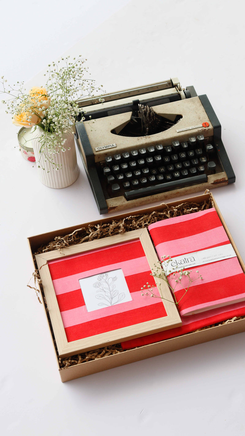 ekatrahandmade-the-rosy-box