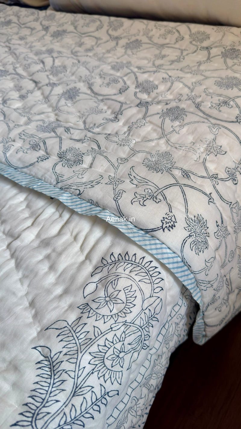aenak-the-nakshi-handblock-reversible-mulmul-cotton-quilt