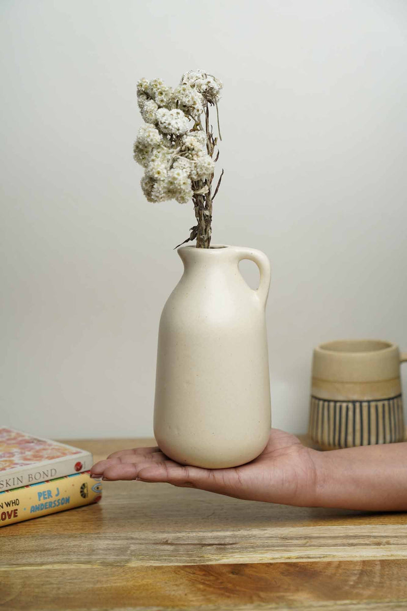 local-kala-eggshell-vase-pourer