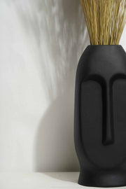 local-kala-premium-matte-nordic-face-vase