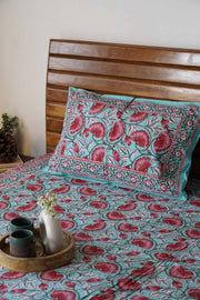 local-kala-begum-an-extra-large-double-bed-bedsheet-fitted-bedsheet