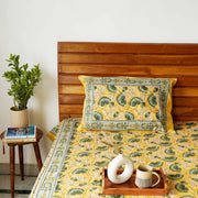 local-kala-begum-yellow-a-king-size-double-bed-bedsheet-fitted-bedsheet