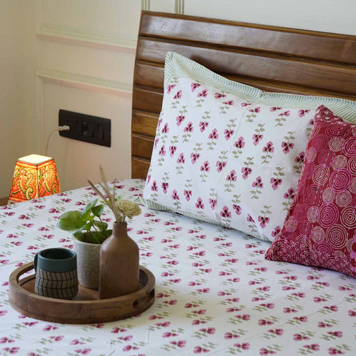 local-kala-gulabo-hand-block-bedsheet-108x108-inches