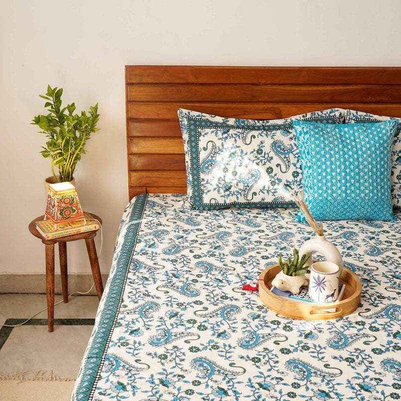 local-kala-neeli-booti-an-extra-extra-large-double-bed-bedsheet-fitted-bedsheet