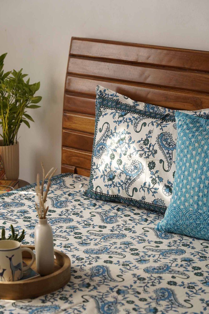 local-kala-neeli-booti-an-extra-extra-large-double-bed-bedsheet-fitted-bedsheet