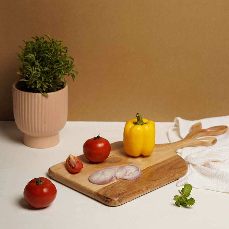 local-kala-reindeer-cheeseboard-chopping-board-serving-platter-acacia-wood