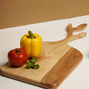 local-kala-reindeer-cheeseboard-chopping-board-serving-platter-acacia-wood