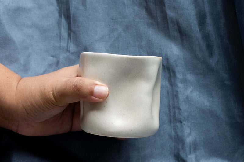 earthan-dancing-ceramic-coffee-cup