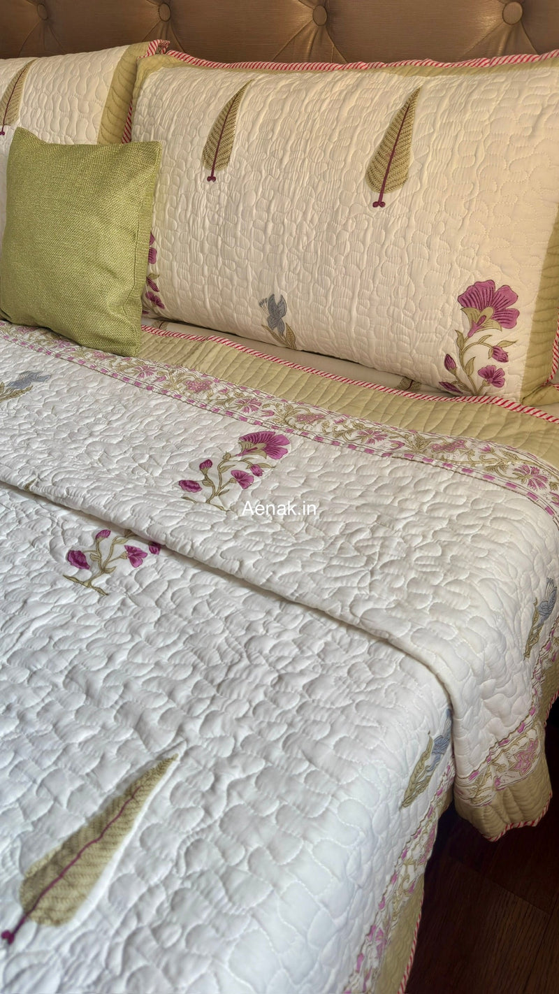 aenak-dusty-mulberry-handblock-reversible-quilted-bedcover-set