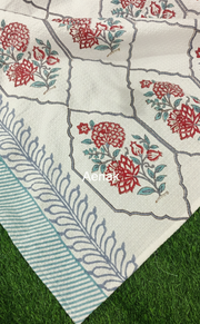 aenak-red-dahlia-handblock-waffle-cotton-towel-copy