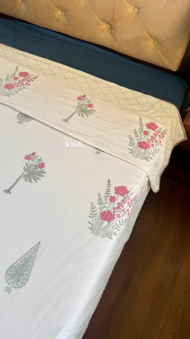 aenak-green-ashoka-handblock-printed-mulmul-cotton-reversible-dohar