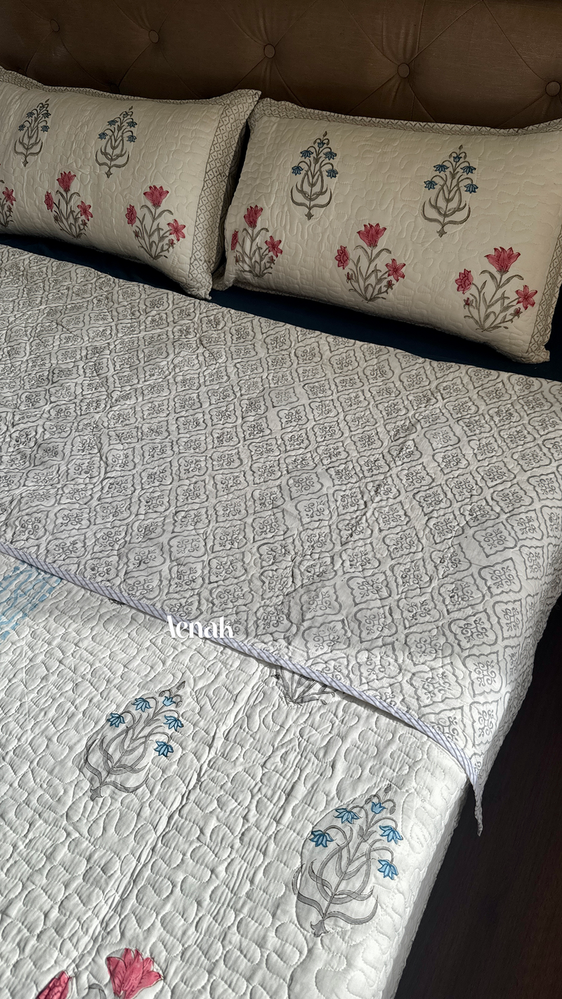 aenak-red-blue-jaal-handblock-bedsheet-comforter-bedcover-combo-set